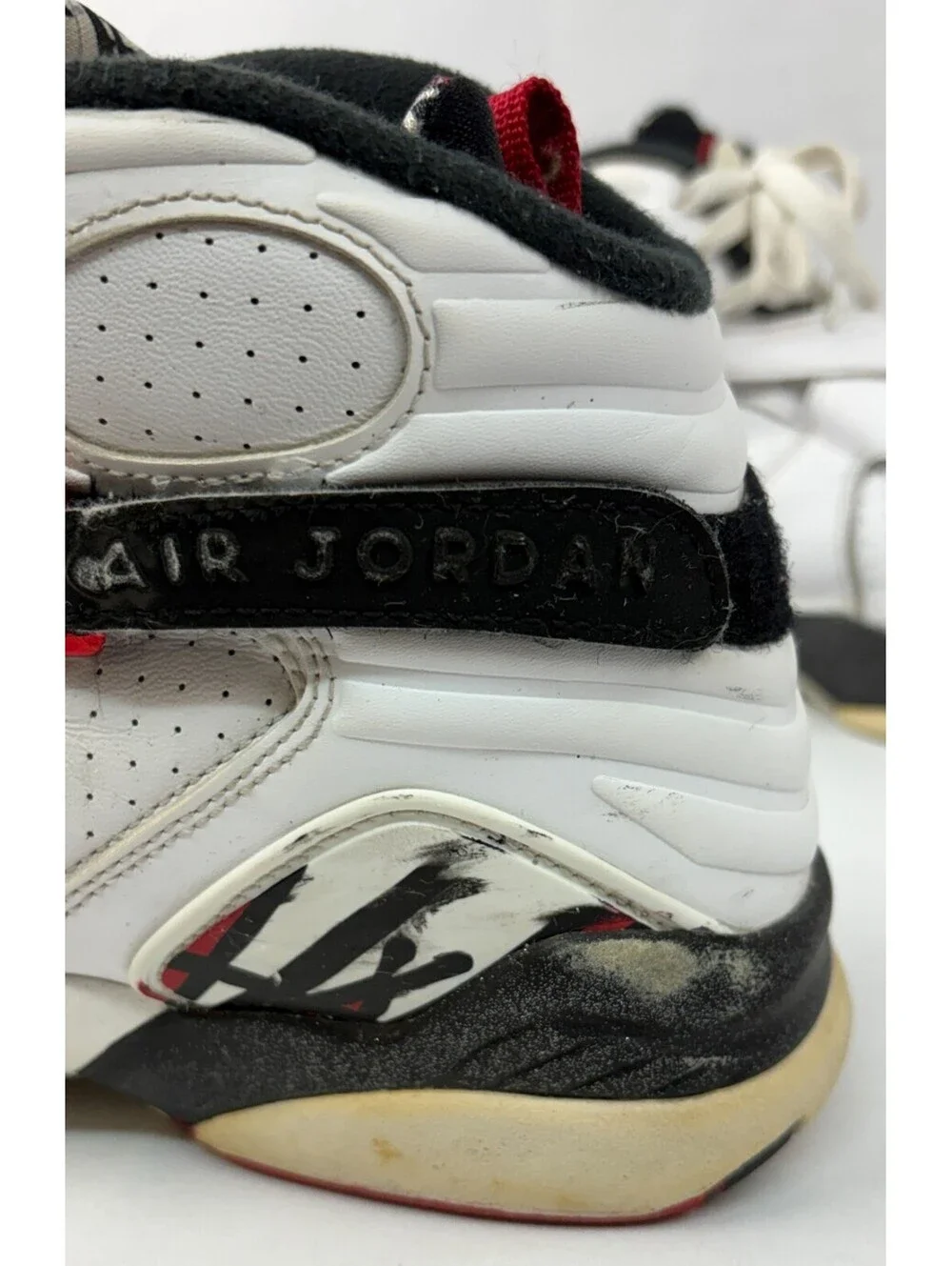 Air Jordan 8 Retro 